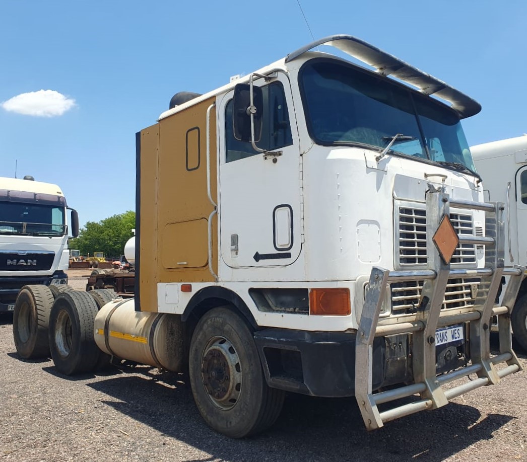 INTERNATIONAL N14 (1998) TRUCK FOR SALE IN PRETORIA