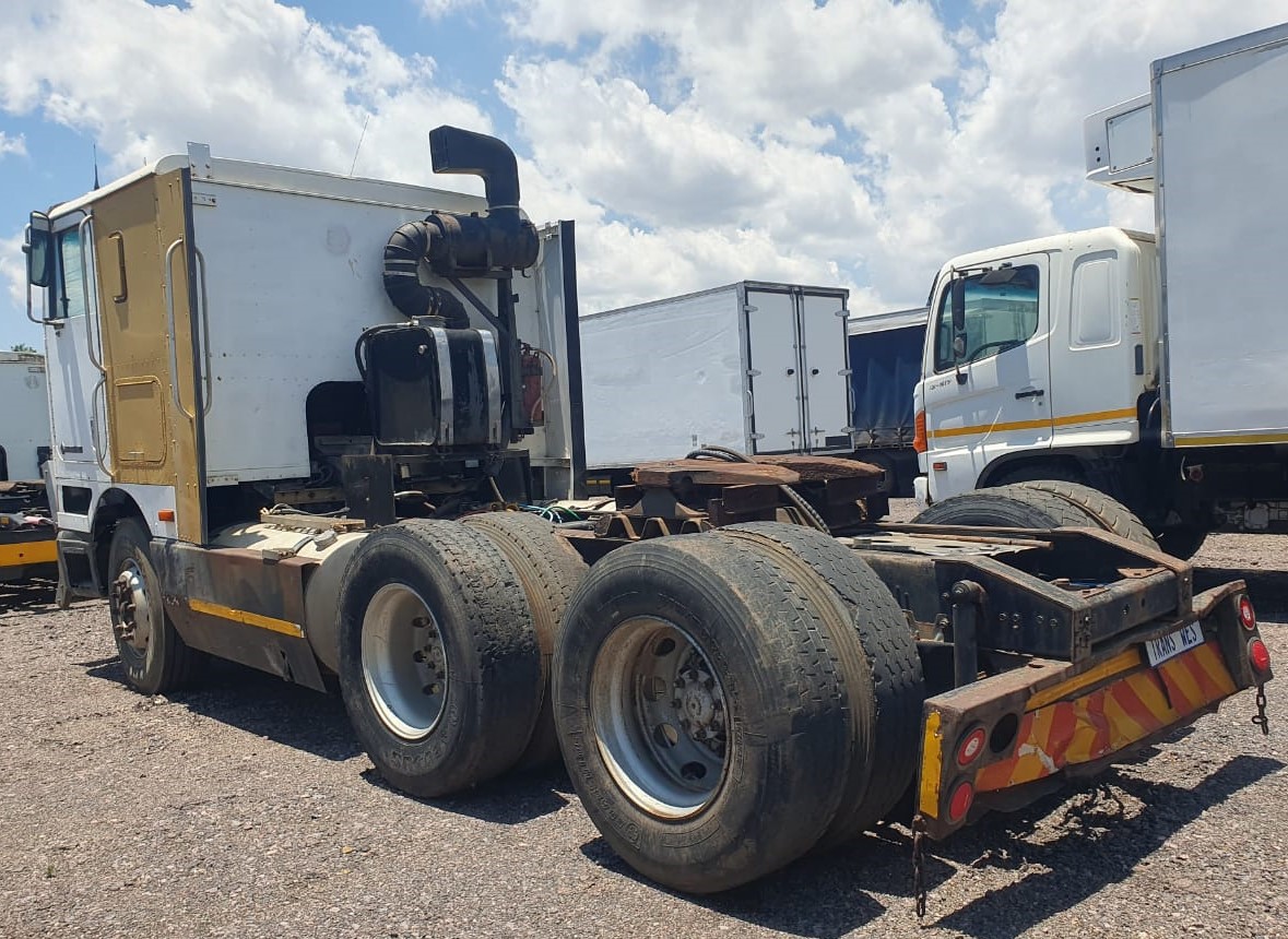 INTERNATIONAL N14 (1998) TRUCK FOR SALE IN PRETORIA