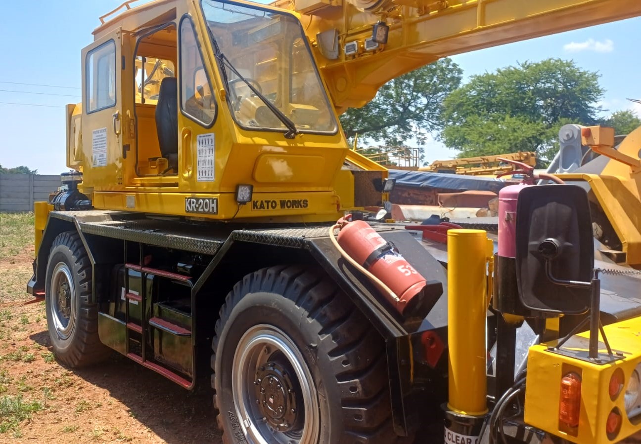 KATO ROUGH TERRAIN FOR SALE IN PRETORIA GAUTENG