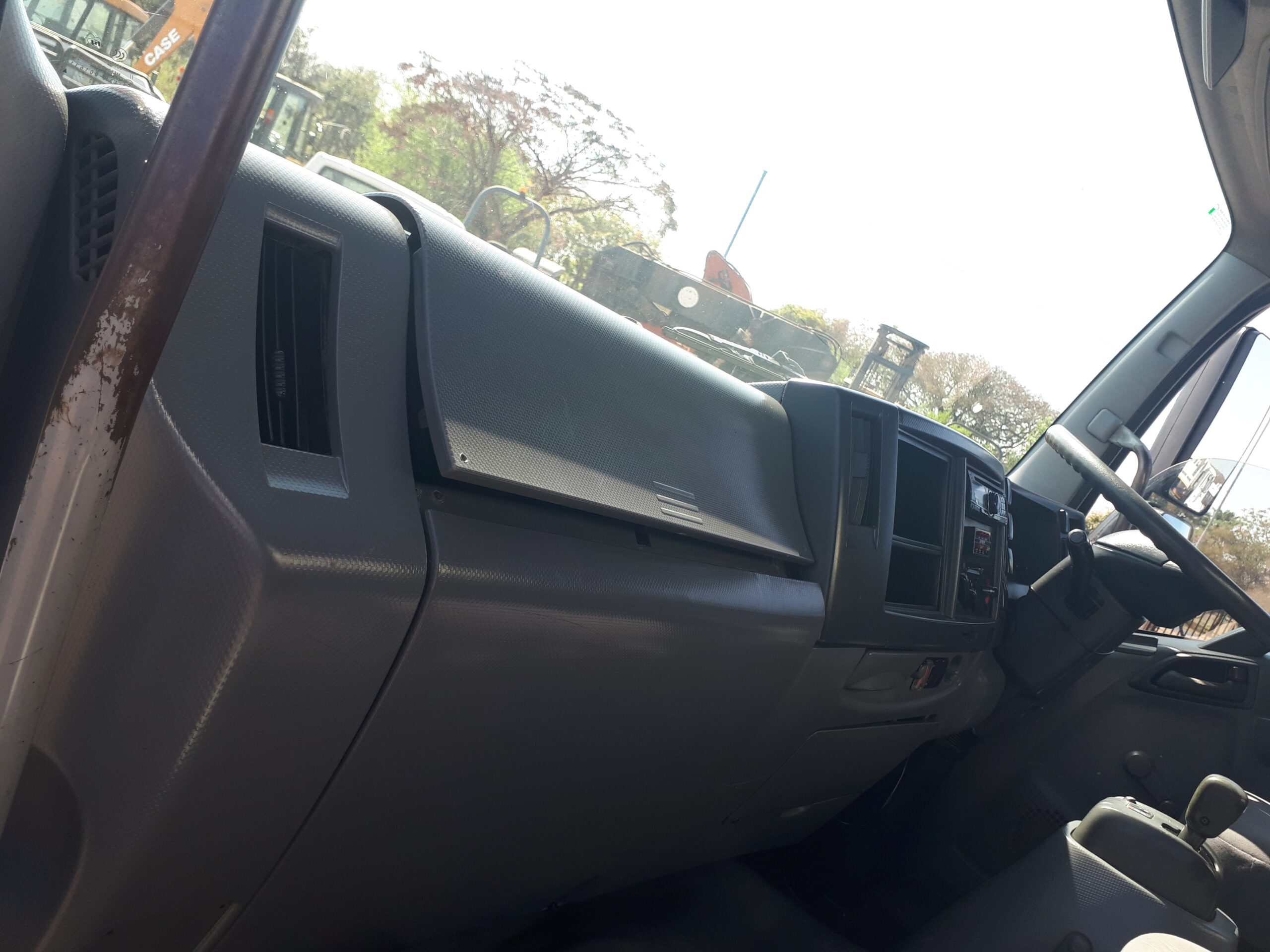 ISUZU FRR500 (2013) TRUCK FOR SALE IN PRETORIA