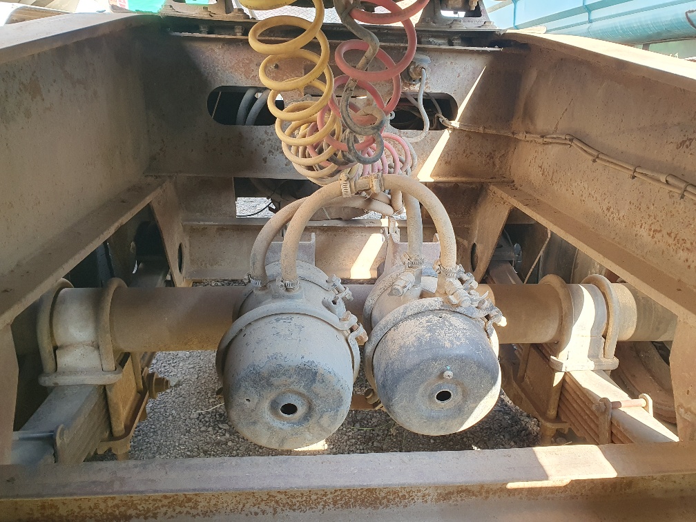 KEARNEYS 45 CUBE (2011) SIDE TIPPER LINK FOR SALE IN PRETORIA GAUTENG