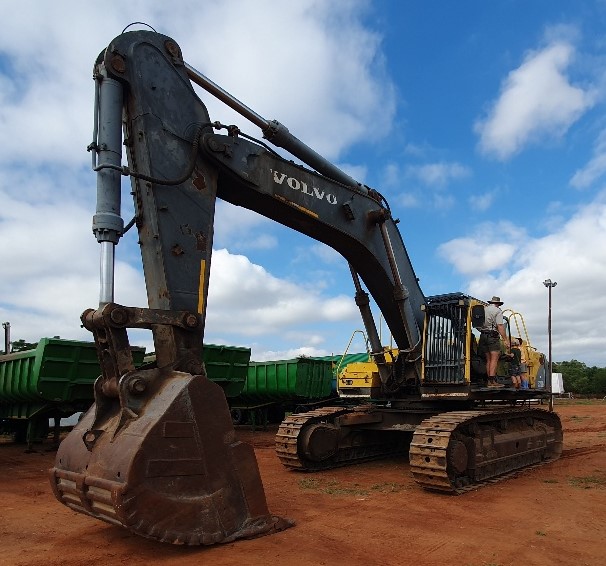 VOLVO EC700 EXCAVATOR FOR SALE IN PRETORIA
