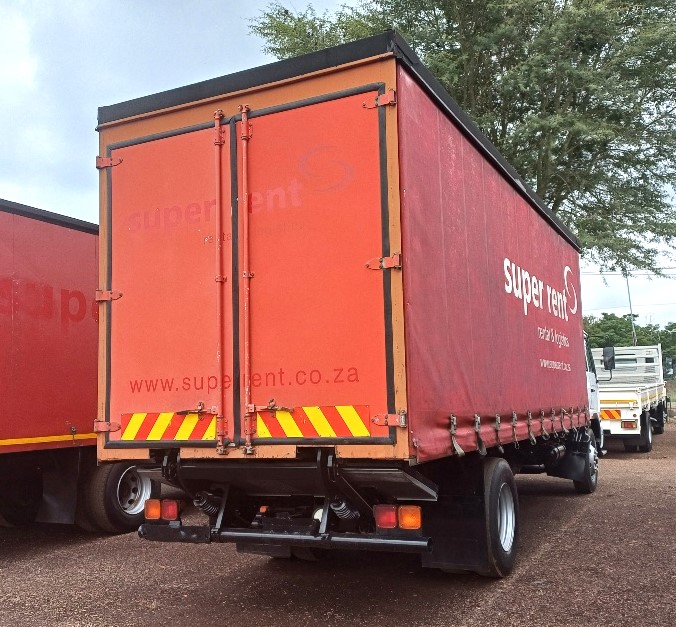 NISSAN UD90 – TAUTLINER FOR SALE IN PRETORA GAUTENG