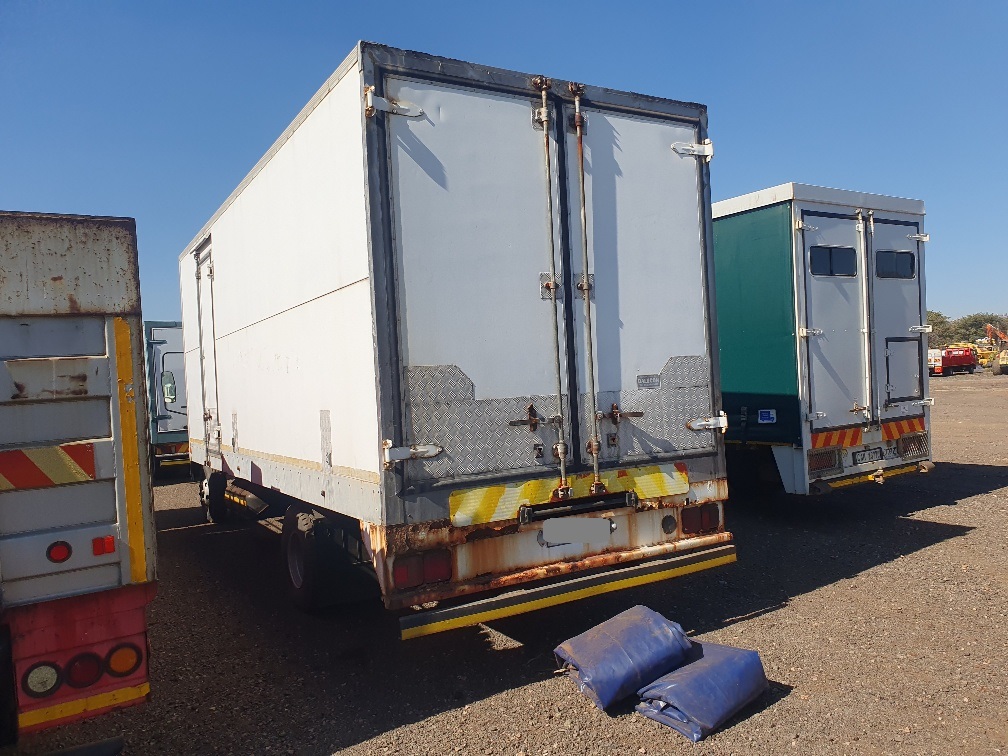 HINO 10-166 F-SERIES (2001) TRUCK FOR SALE IN PRETORIA