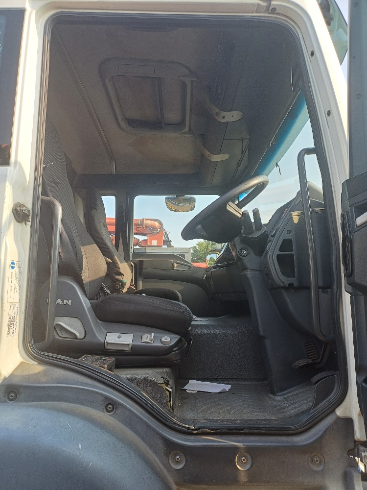 MAN TGA 26-400 (2006) TRUCK FOR SALE IN PRETORIA