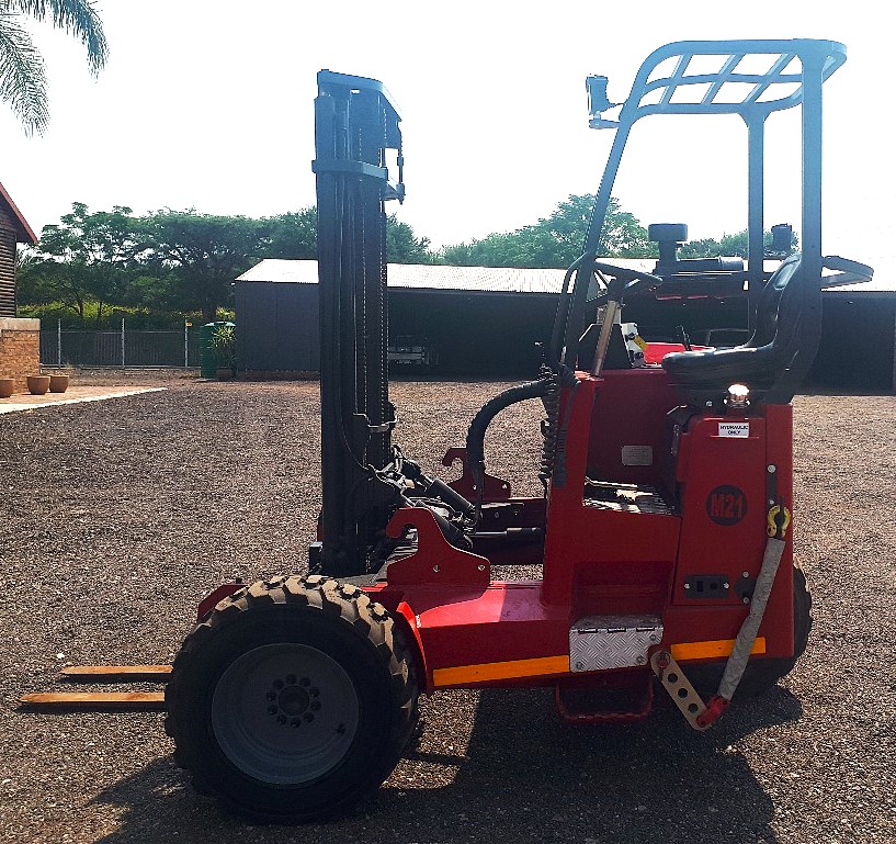 MOFFET M5 20.3 (2015) FORKLIFT FOR SALE IN PRETORI GAUTENG