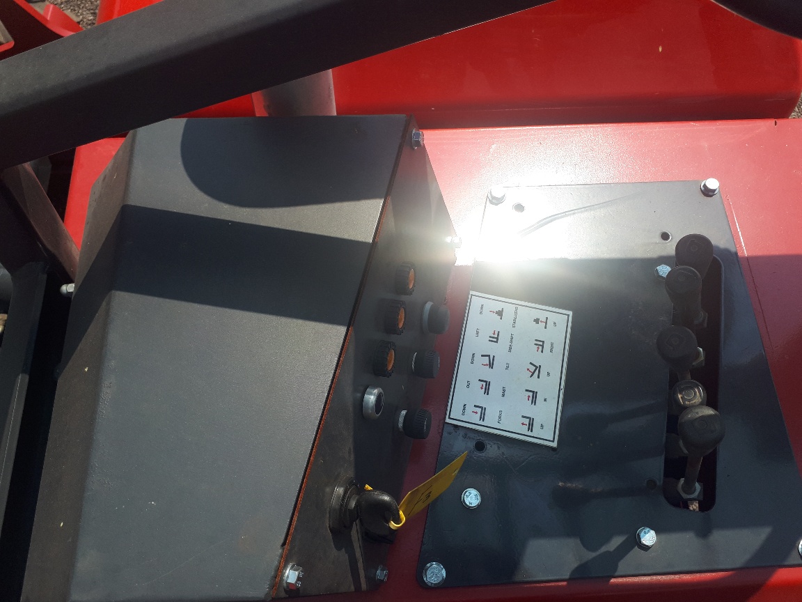 MOFFET M5 20.3 (2015) FORKLIFT FOR SALE IN PRETORI GAUTENG