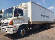 HINO SUPER F (2013) CLOSED TRUCK FOR SALE IN PRETORIA
