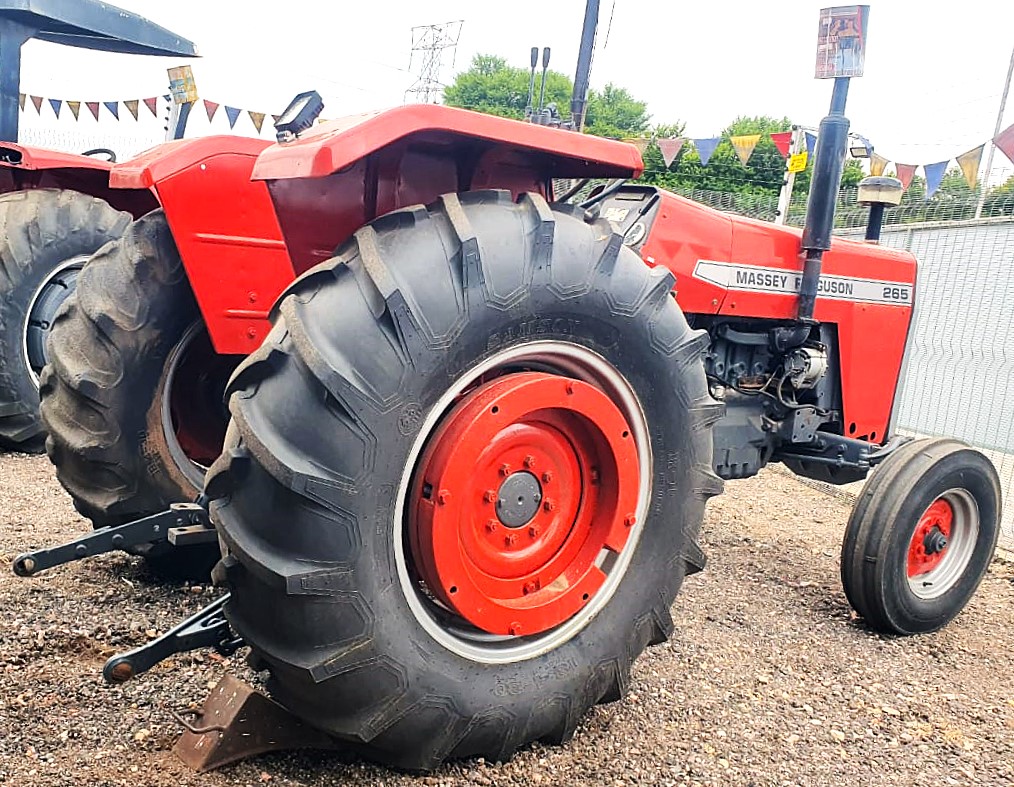 MASSEY FERGUSON 265 TRACTOR FOR SALE IN PRETORIA