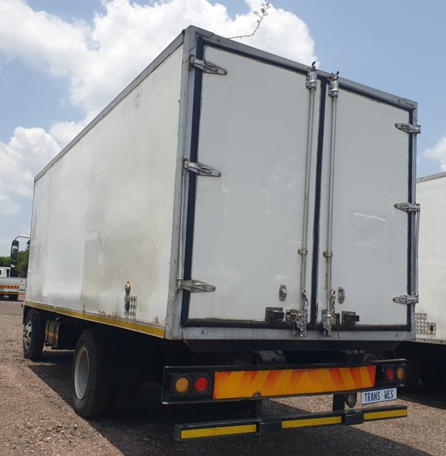 HINO 12-217 (2006) FRIDGE TRUCK FOR SALE IN PRETORIA