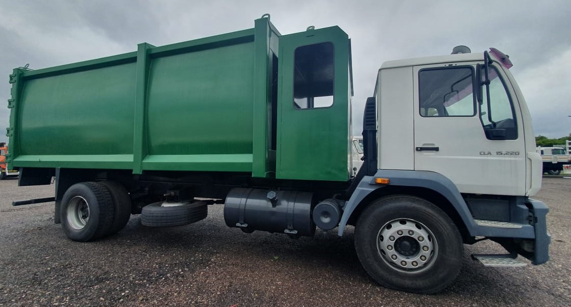 MAN CLA 15.220 (2010) COMPACTOR FOR SALE IN PRETORIA