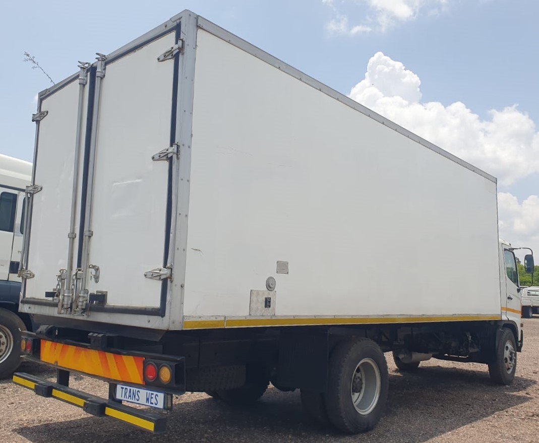 HINO 12-217 (2006) FRIDGE TRUCK FOR SALE IN PRETORIA