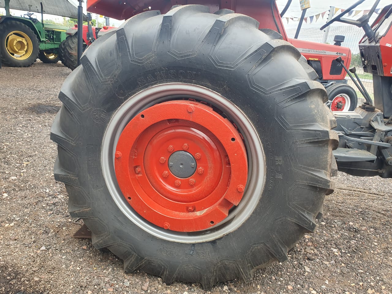 MASSEY FERGUSON 265 TRACTOR FOR SALE IN PRETORIA