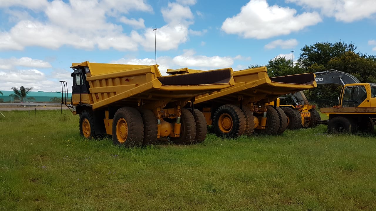 CATERPILLAR 769C (1995) DUMPER TRUCK FOR SALE IN PRETORIA GAUTENG
