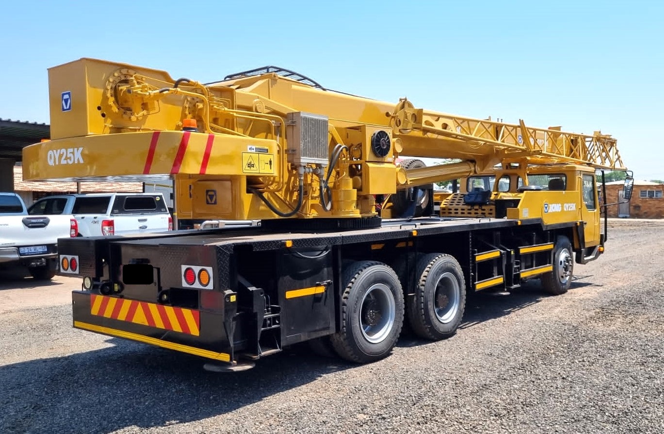 XCMG QY25K (2007) MOBILE CRANE FOR SALE IN PRETORIA GAUTENG