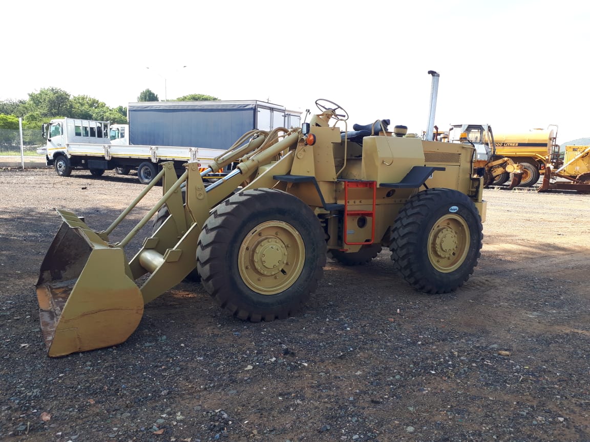 CATERPILLAR 910 FOR SALE IN PRETORIA GAUTENG