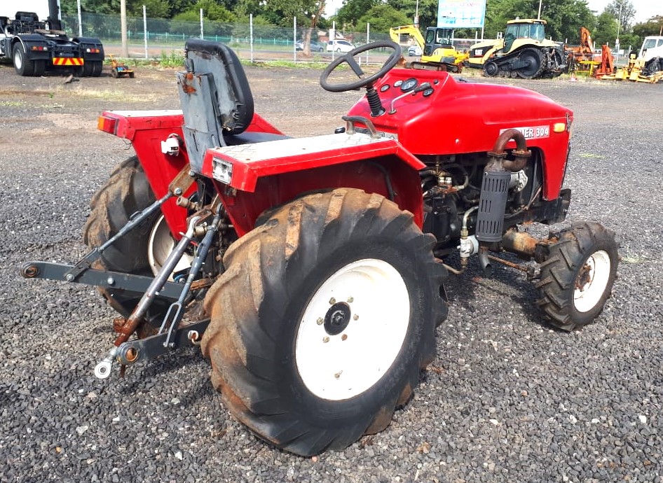 SIROMER 304 TRACTOR FOR SALE IN PRETORIA GAUTENG