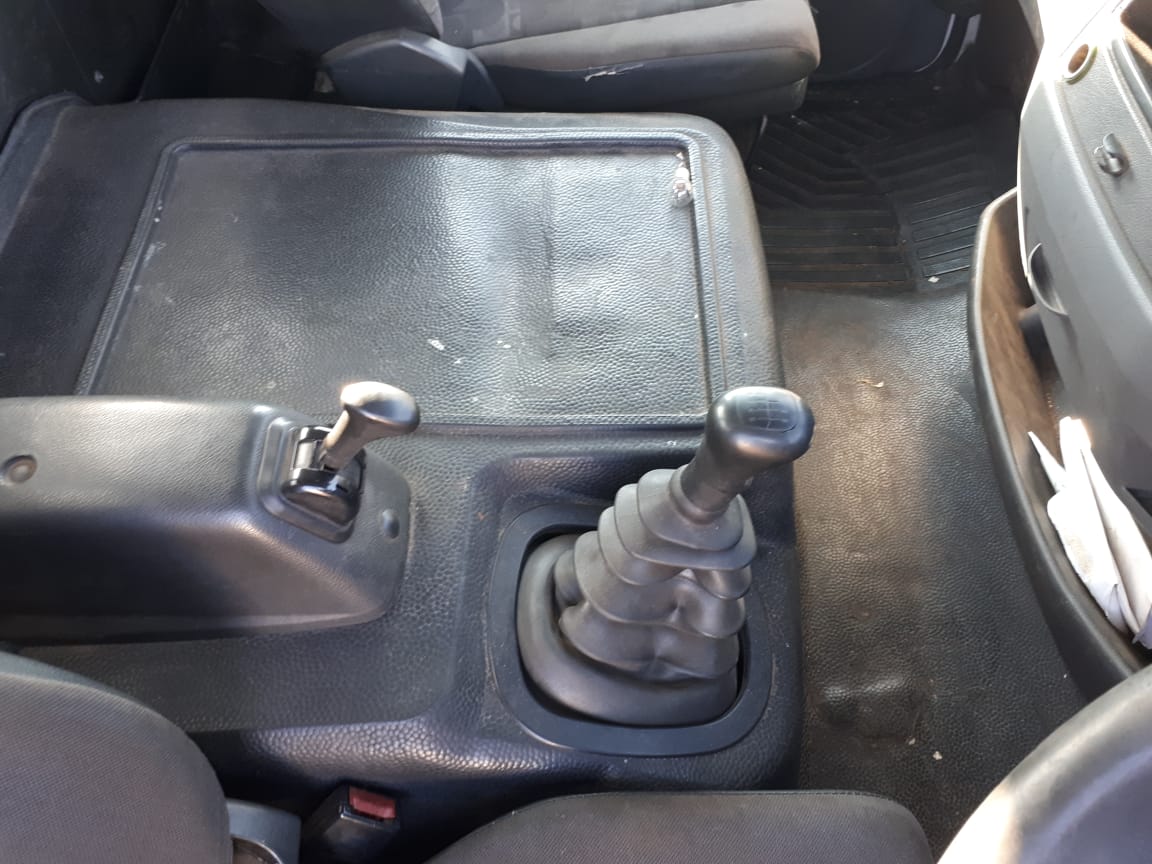 MERCEDES BENZ ATEG0 1519 (2010) DROPSIDE TRUCK FOR SALE IN PRETORIA GAUTENG