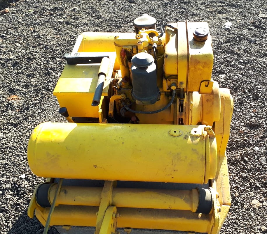 BOMAG BM75S SLINGER START WALK-BEHIND ROLLER FOR SALE IN PRETORIA GAUTENG