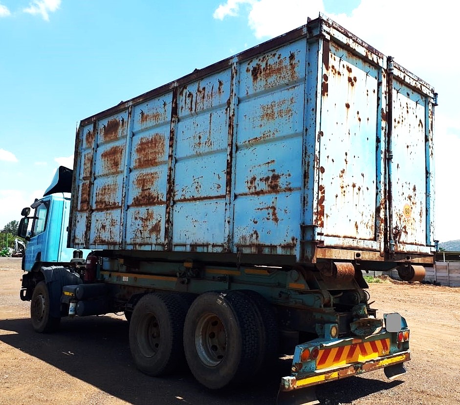 SCANIA P270 (2008) TRUCK FOR SALE IN PRETORIA