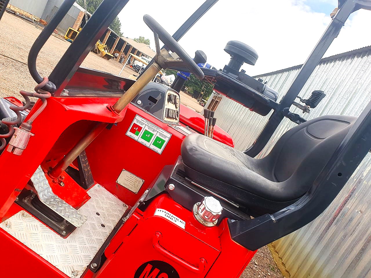 MOFFET M5 20.3 (2016) FORKLIFT FOR SALE IN PRETORIA GAUTENG