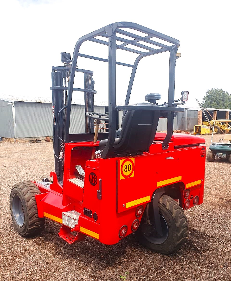 MOFFET M5 20.3 (2016) FORKLIFT FOR SALE IN PRETORIA GAUTENG