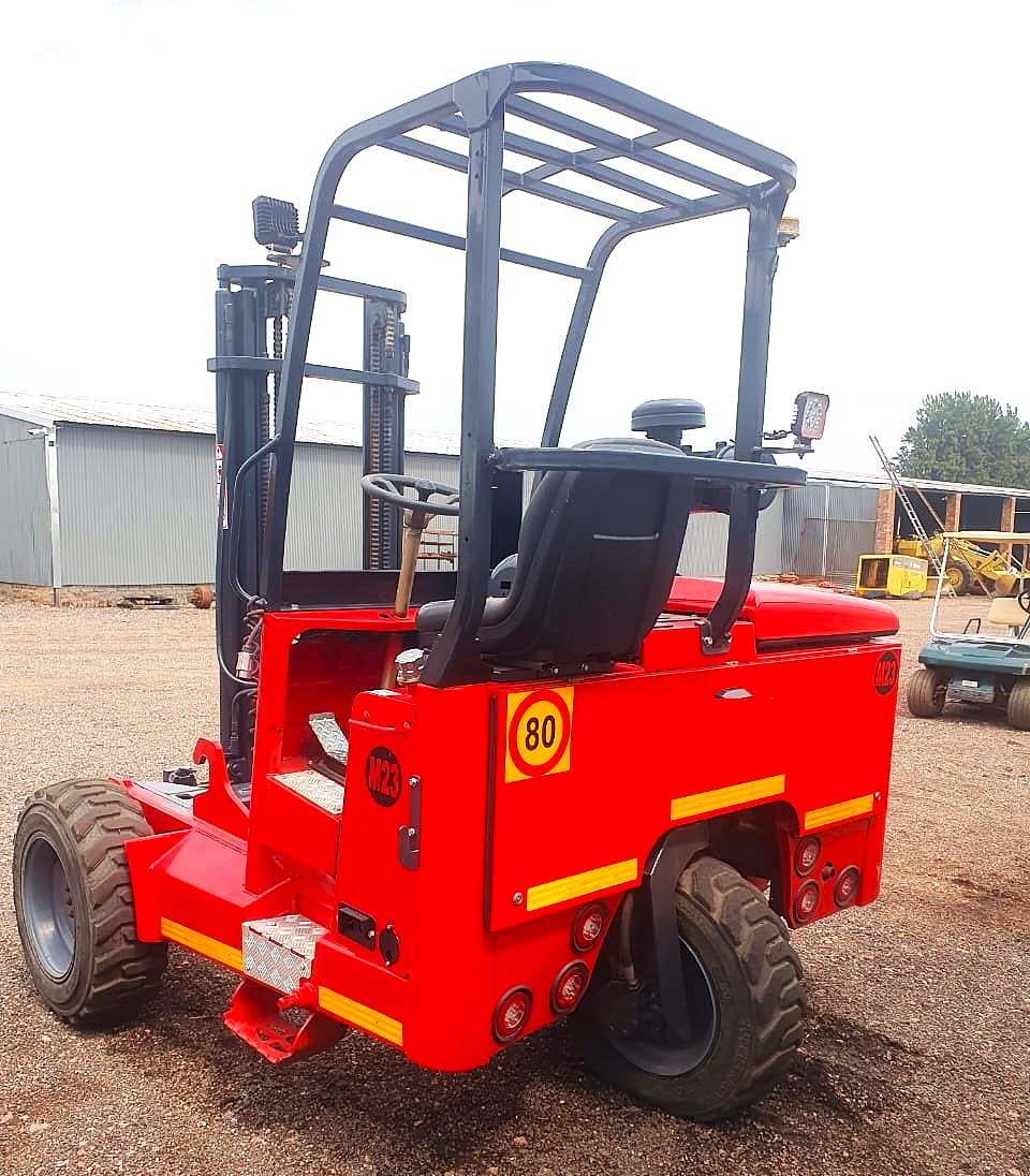 MOFFET M5 20.3 (2016) FORKLIFT FOR SALE IN PRETORIA GAUTENG