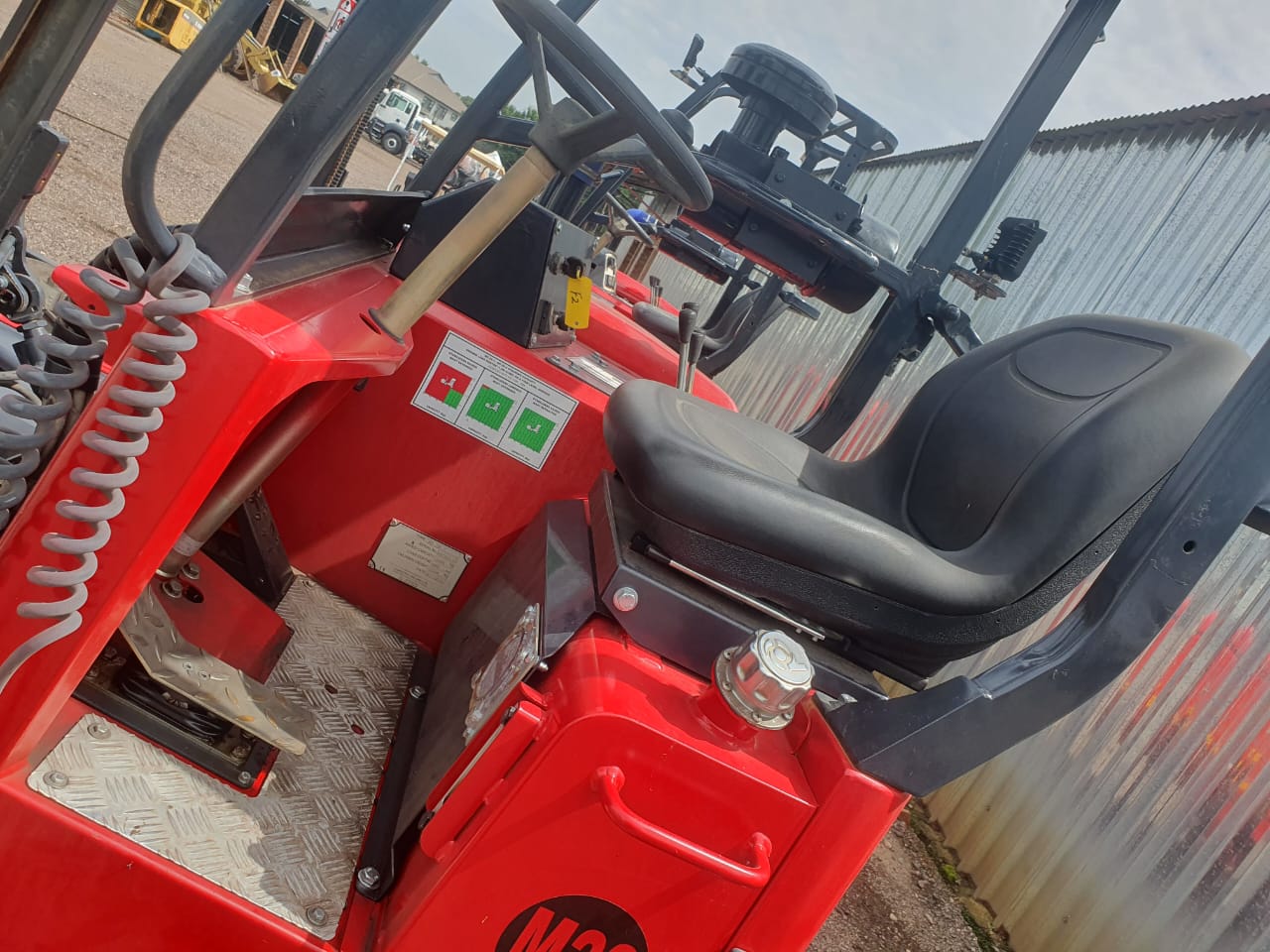 MOFFET M5 20.3 (2016) FORKLIFT FOR SALE IN PRETORIA GAUTENG