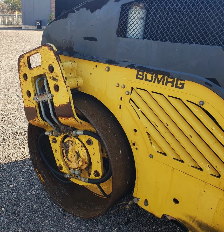 BOMAG BW120AD-4 (2004) ROLLER FOR SALE IN PRETORIA