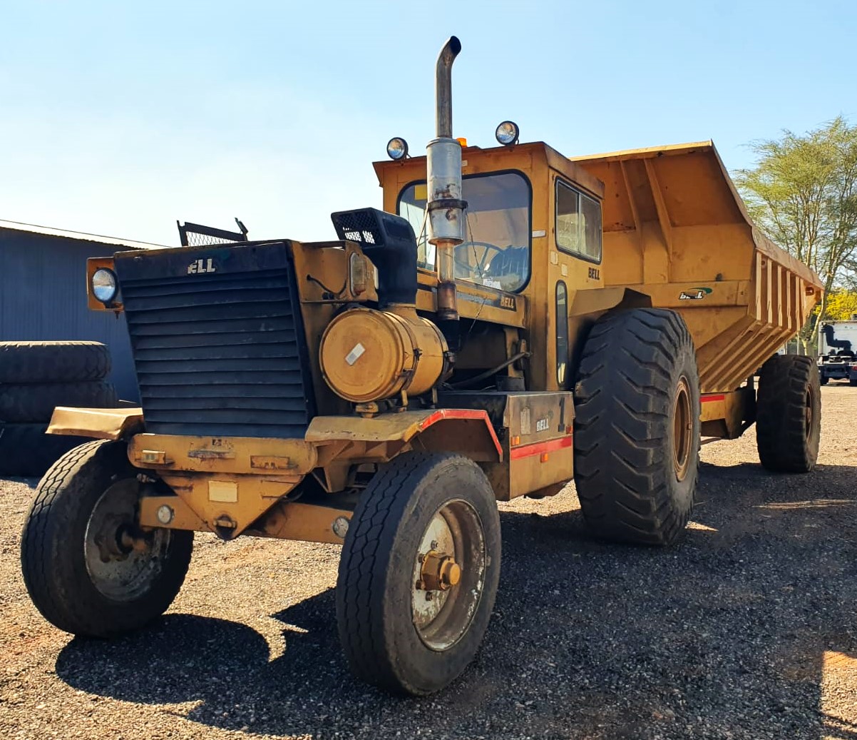 BELL 2406TL HAULING TRACTOR FOR SALE IN PRETORIA