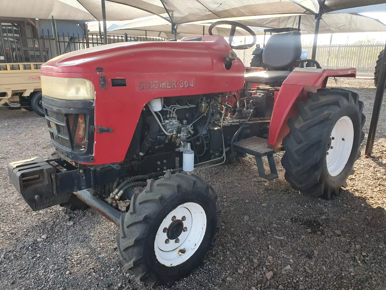 SIROMER 304 (2004) TRACTOR FOR SALE IN PRETORIA