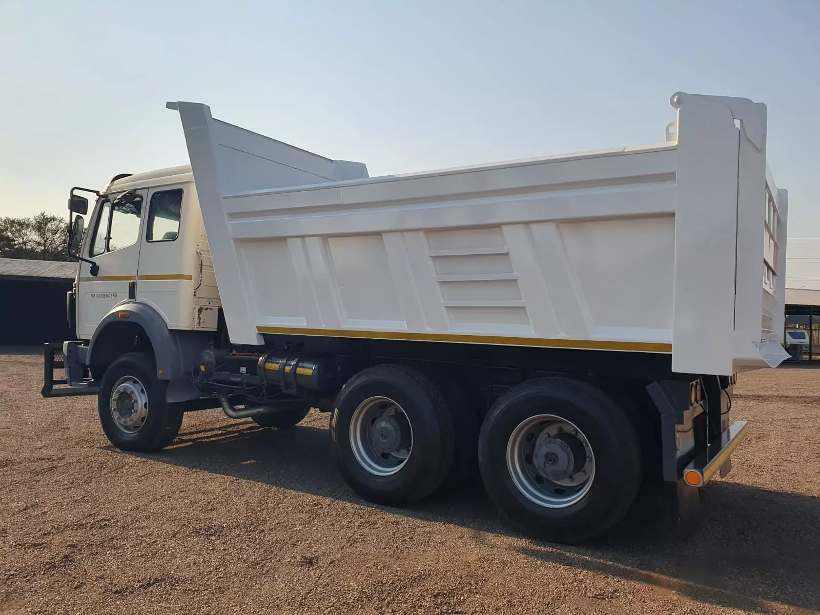 M/BENZ POWERLINER (1996) TRUCK FOR SALE IN PRETORIA