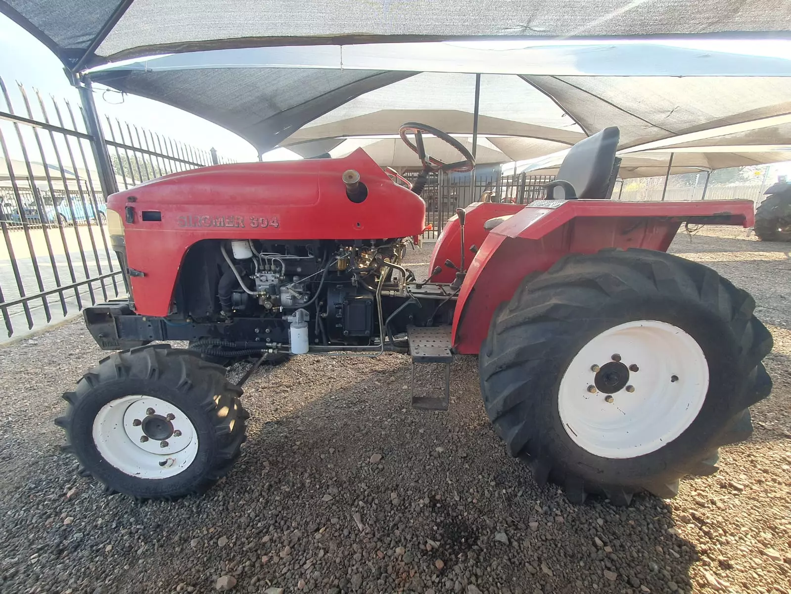 SIROMER 304 (2004) TRACTOR FOR SALE IN PRETORIA