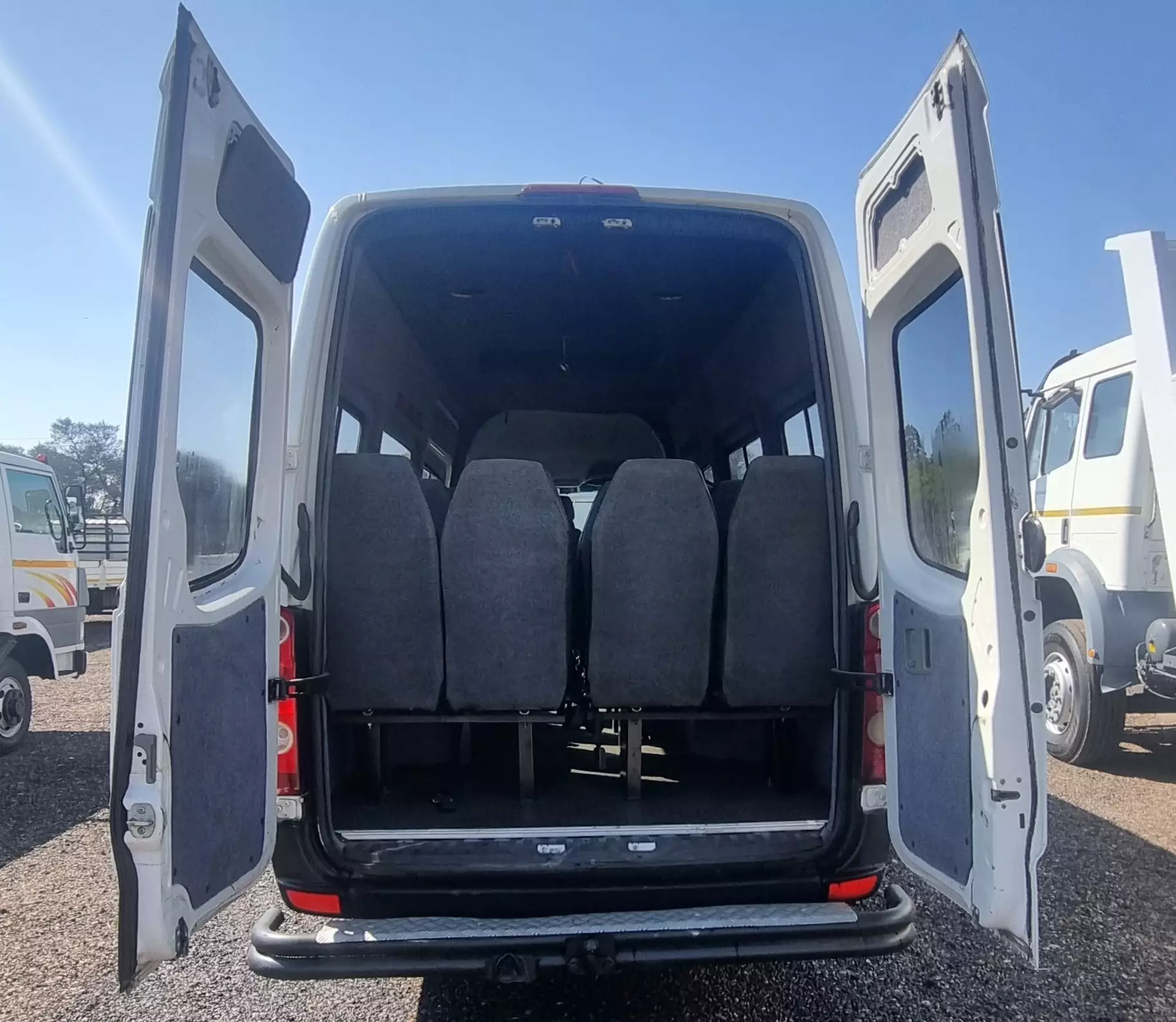 VW CRAFTER 50 2.0 (2014) BUS FOR SALE IN PRETORIA