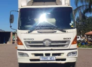 HINO 500 (2011) TRUCK FOR SALE IN PRETORIA GAUTENG.