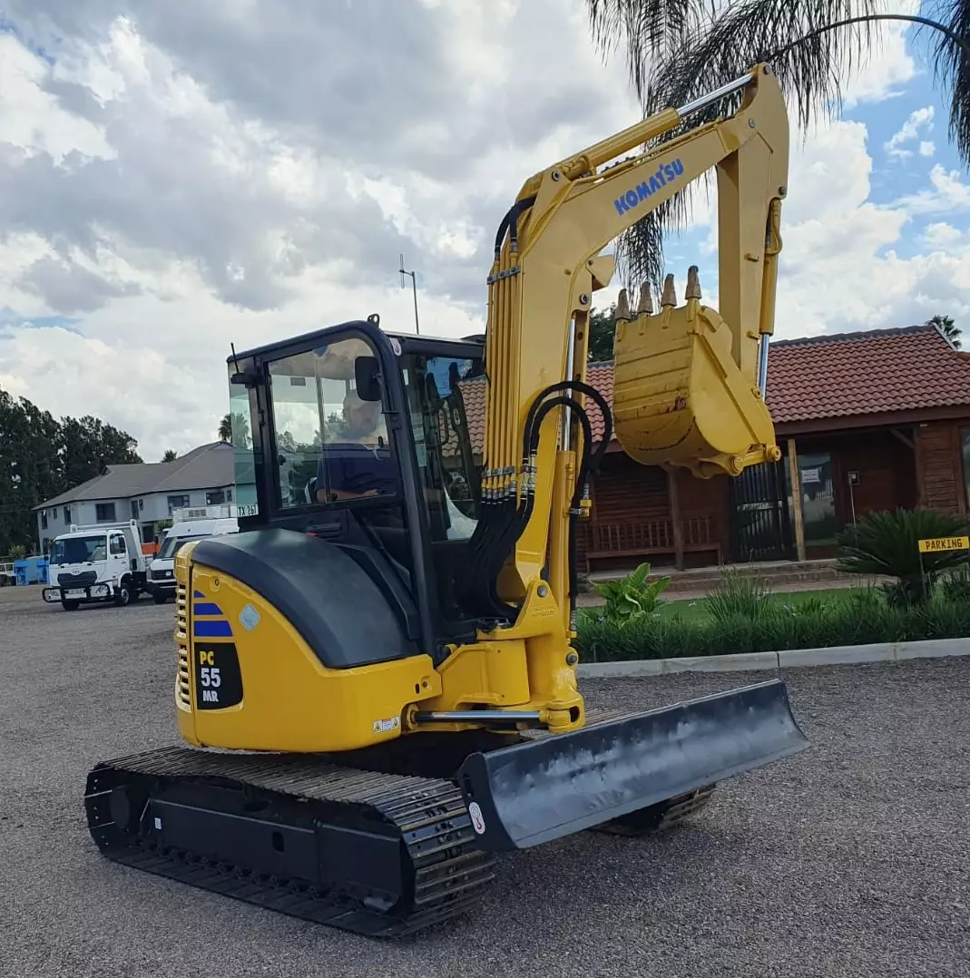 KOMATSU PC55MR (2018) EXCAVATOR FOR SALE IN PRETORIA GAUTENG
