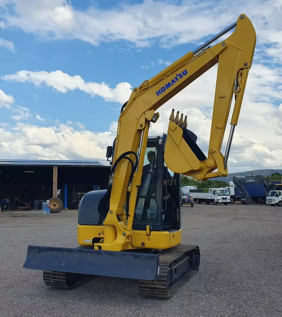 KOMATSU PC55MR (2018) EXCAVATOR FOR SALE IN PRETORIA GAUTENG