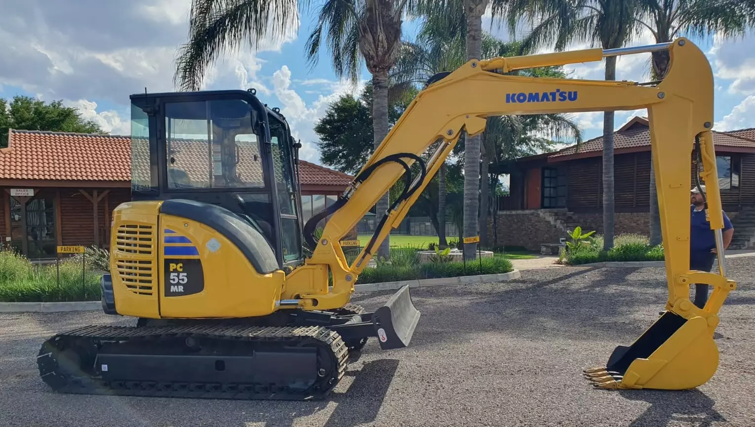 KOMATSU PC55MR (2018) EXCAVATOR FOR SALE IN PRETORIA GAUTENG