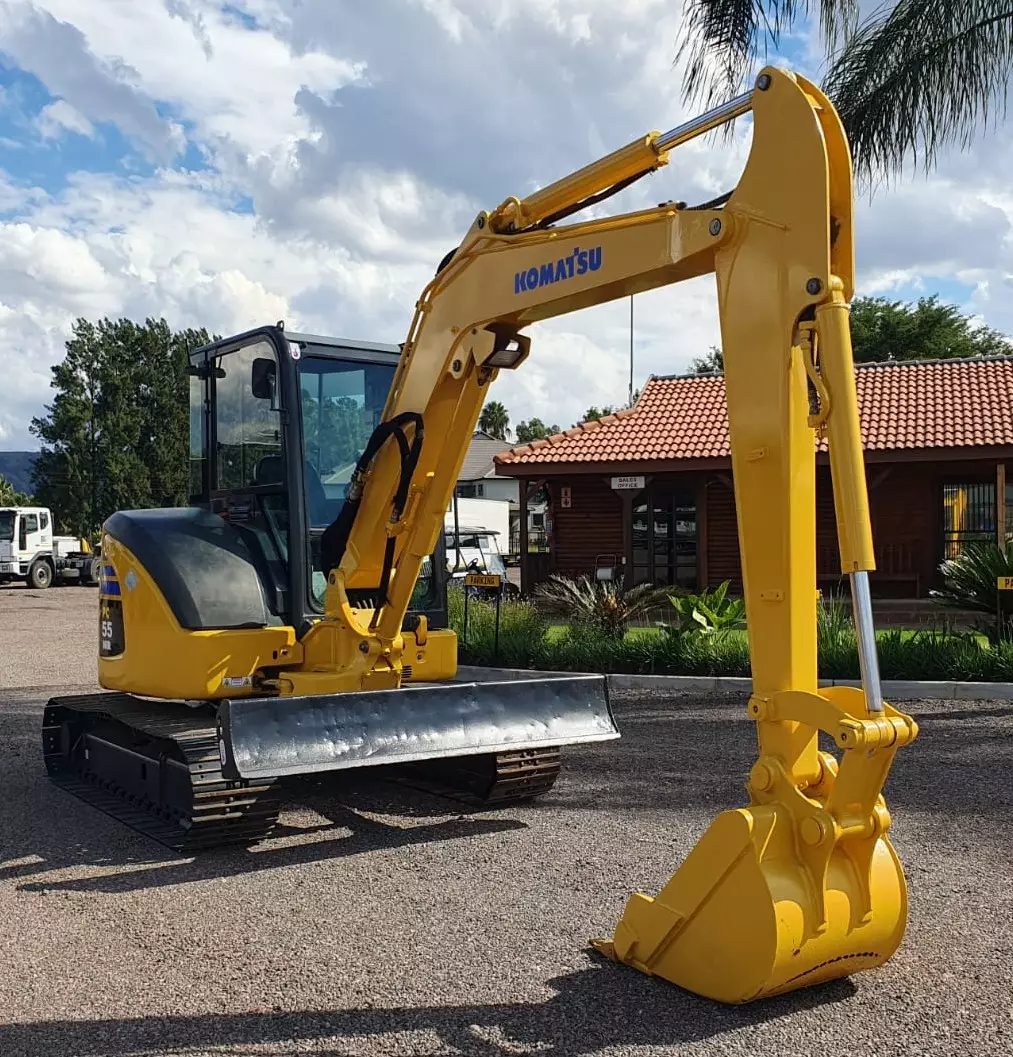 KOMATSU PC55MR (2018) EXCAVATOR FOR SALE IN PRETORIA GAUTENG