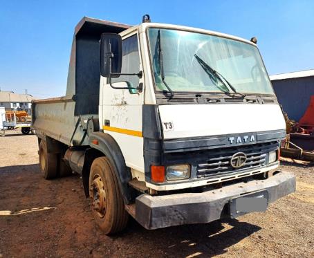 2008 Tata LPK 1518
