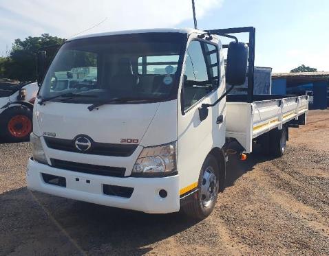 2014 Hino 300 Series