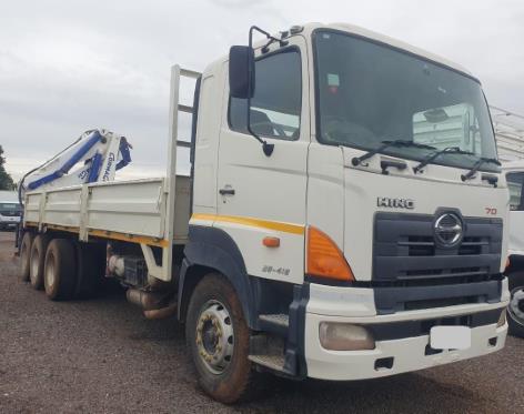 2007 Hino Profia 700